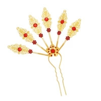 Заколка в стиле четыре