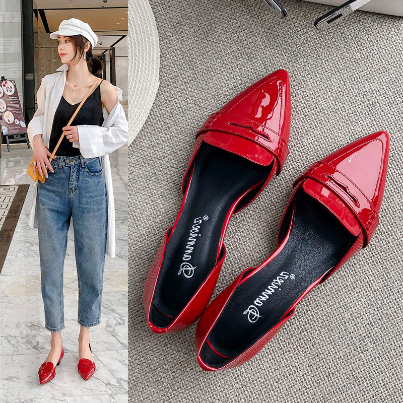 Hollow Baotou sandals women's 2022 summer new pointed-toe leather thick-heeled Muller shoes flat red mid-heel women's shoes