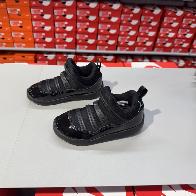 Jordan Jordan 26-Year-Old Boys and Girls Lightweight, Versatile and Comfortable Slip-On Sneakers Bq7102-047