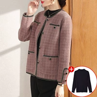 Сиреневый свитер