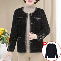 Черный свитер