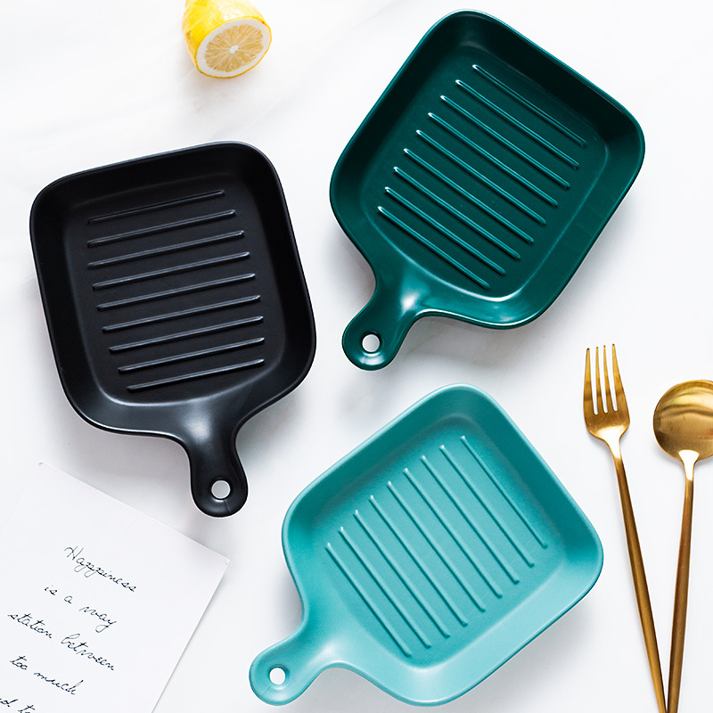 By the valley of the Nordic life ceramic western disc plate press of the hand handle baking dish dish tray is creative home