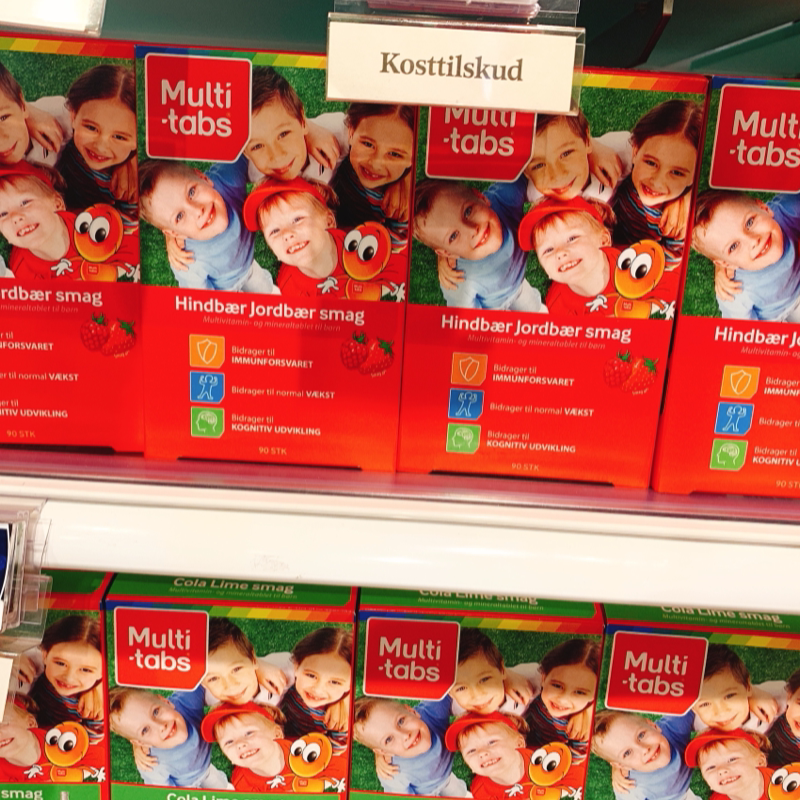 (Danish Royal Family) Danish Children's Multivitamin Mineral Tablets Strawberry Flavor