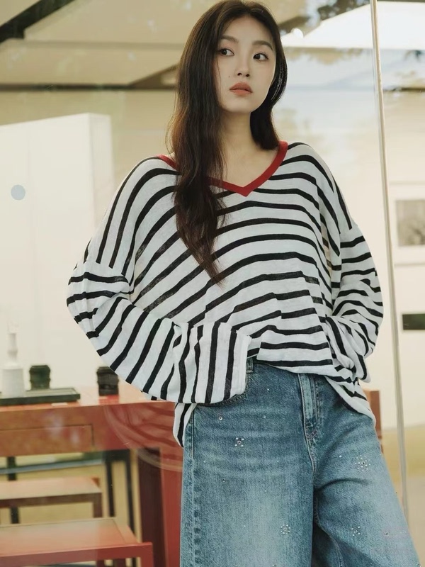 In-Stock a Series Knitwear 2026 Autumn New Cotton Linen Silk Light V-Neck Thin Sheer Cover-Up Shirt Mbf3Swt014