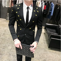 Mùa thu mới tay dài phù hợp với nam xu hướng cá tính thêu ong stylist đẹp trai phù hợp với hai mảnh quần short nam