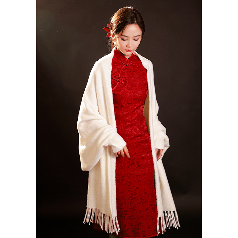 Bride's Wedding Cheongsam Shawl, Wedding Dress Shawl, White Dress Coat, Cape, Toast Dress, Arm-Covering Outerwear Bride's Wedding Cheongsam Shawl, Wedding Dress Shawl, White Dress Coat, Cape, Toast Dress, Arm-Covering Outerwear