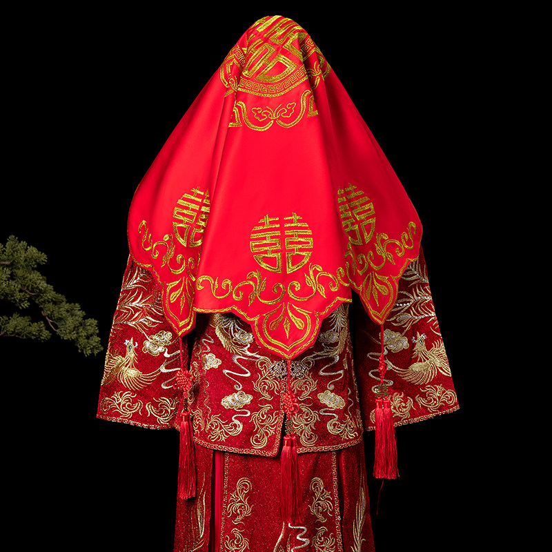 Red Cover Bridal Bride Wedding Red Kippa Chinese Wedding Show and Soft Yarn Retro Satin Fluor head embroidery