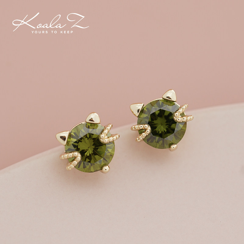 New Year's new earrings sparkling small tiger head cute and delicate and small kitty head zircons earrings without earbuds