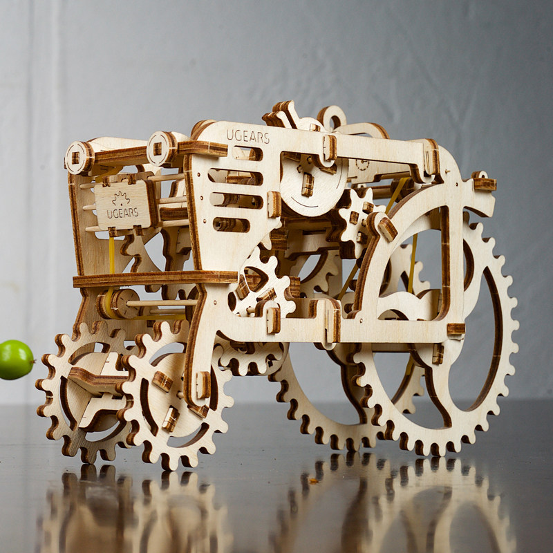 UGEARS wooden mechanical tractor in Ukraine sends boyfriend humbling internet red birthday Valentine's Day gift