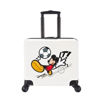 Футбольный подросток-белый