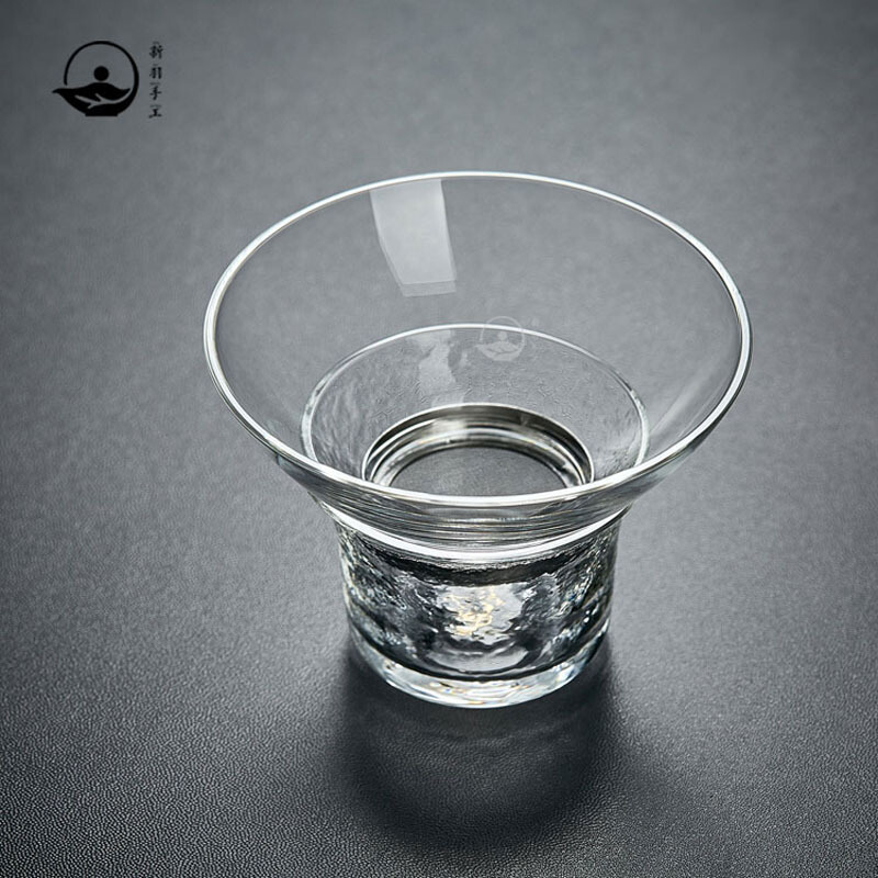 New feather hand glass heat - resistant large glass tea leakage filter tea filter tea filter tea set
