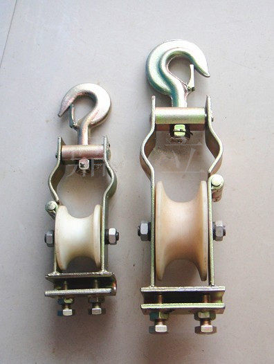 Cable Pay-off Tackle Seat Hook-Type Dual-use Unwinding Pulley) Power sitting and hanging dual-use can be opened