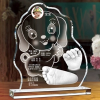 Смех во рту часто открывает следы хрустального скульптора