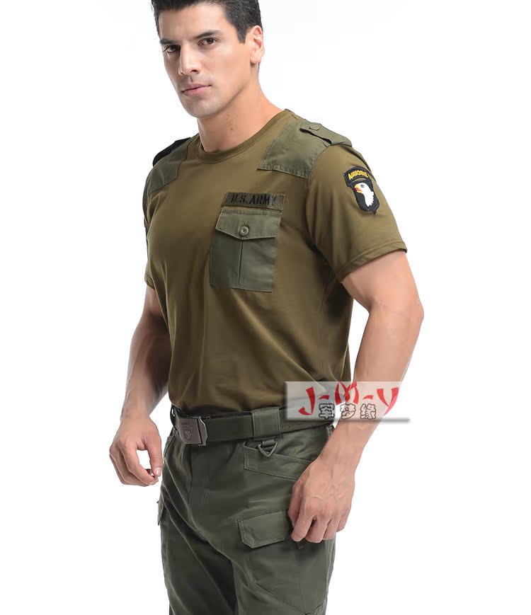 Giải trí ngoài trời mùa hè lỏng lẻo tay áo ngắn quân đội đam mê quần áo nam cổ tròn ngụy trang cotton thấm mồ hôi - Những người đam mê quân sự hàng may mặc / sản phẩm quạt quân đội bộ quần áo rằn ri nam