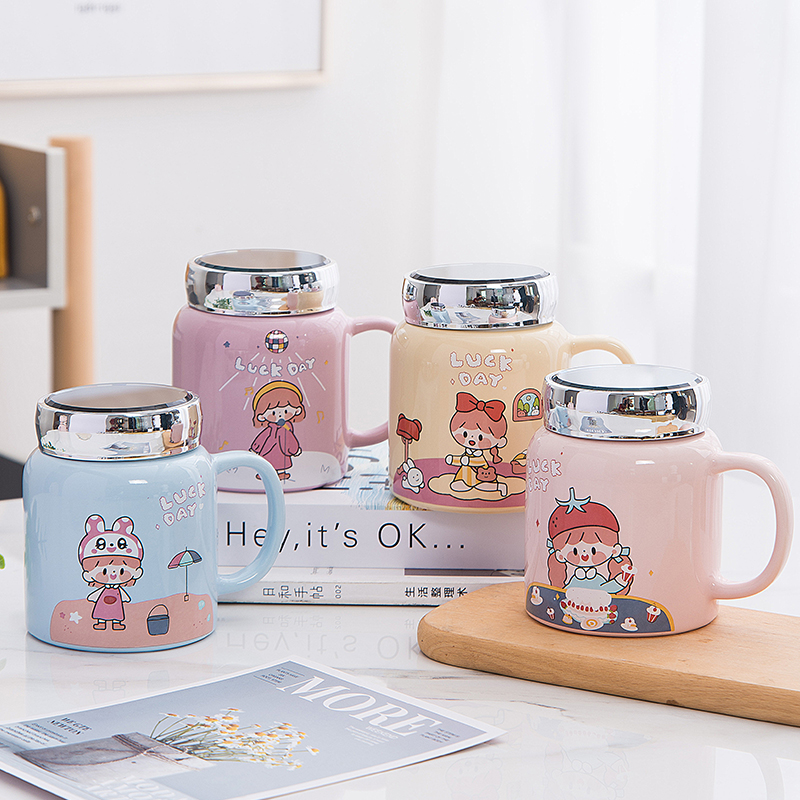Cute girl heart mirror ceramic cup with lid Creative water cup Female pink coffee cup Super cute leak-proof mug