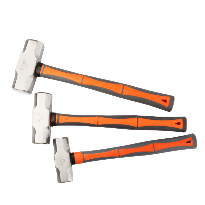 молоток с ручкой 400 г (квадратный боек) цинк кзсми. молоток 400 гр квадратный боек. молоток выживания. молоток слесарный квадратный боек, деревянная рукоятка, 800г , (шт. аб молотков.