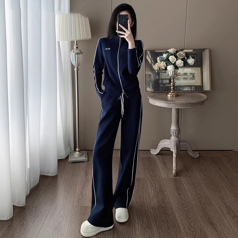 European Style Casual Sports Suit for Women 2026 New Spring and Autumn Fashionable Cardigan Sweatshirt Running Outfit Two-Piece Set