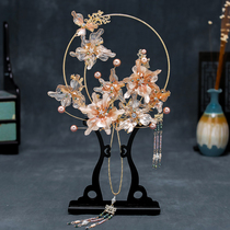 Bride Chinese group fan three-dimensional flower-making liquid flower hollow fan gold Xiuhe ancient costume accessories hand can be comfortable