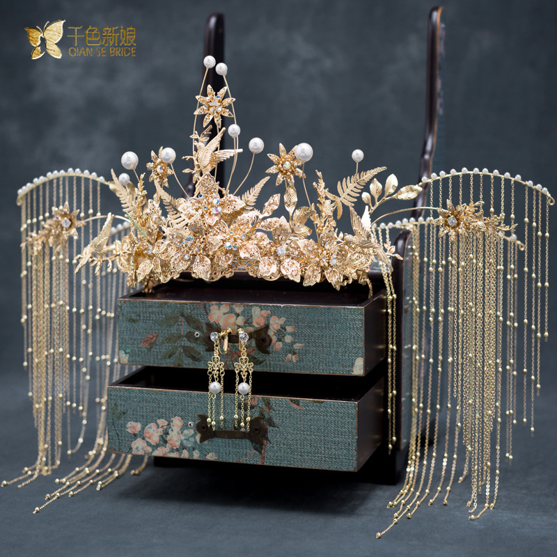 Chinese-style bride Xiuhe clothing headdress atmospheric golden tassel phoenix crown Xia Pi ancient costume Hanfu dragon and phoenix ornaments hope rhyme