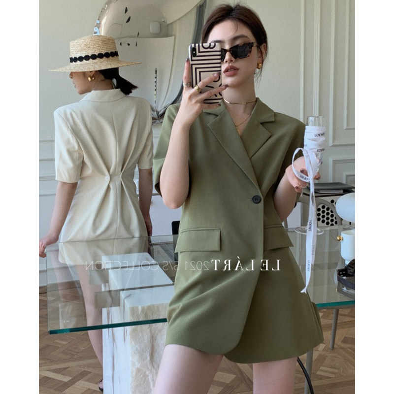 2022 new French retro salt series niche design sense of temperament waist Korean version suits and dresses for children summer