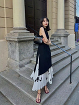 2022 Summer New French Fashion Irregular Sleeveless Vest Top Printed Pleated Skirt Two-piece Suit Female