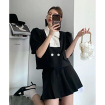 Small fragrant wind suit female 2022 summer new Korean style fashion color contrast stitching short top pleated skirt two-piece set