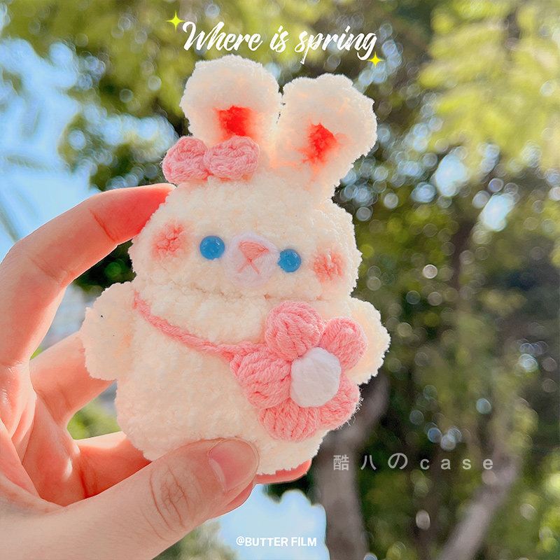 The furry hand is suitable for the apple airpods123 generation protective sleeves Knitted Wool Thread Plush Cute Cartoon Wireless Bluetooth Pro Headphone Sets of Korean Soft Silicone Shell Case one-piece