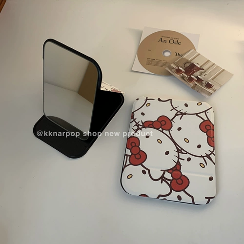 Супер милый ~ Манин Китти -макияж зеркало Портативная инсерская девочка Сердце Нише.