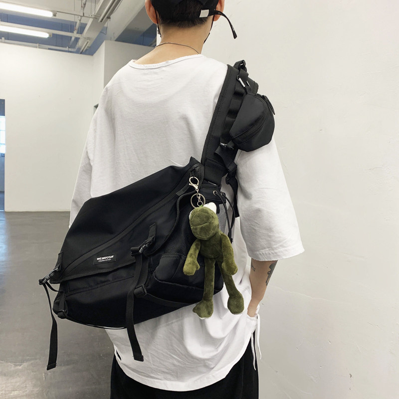 Skew Satchel Men Tide Cards Day hip-hop Hins Leisure students Functioning Postsatchel Satchel Satchel Satchel women dress with single shoulder bag