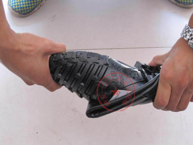 Chaussures - bottes caoutchouc homme pour hiver - semelle tendon - Ref 962796 Image 50