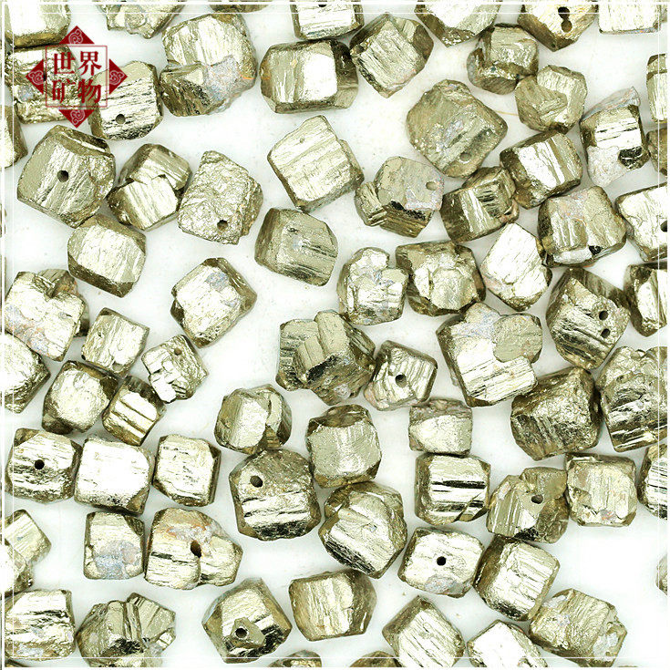 探秘自然界的宝石：高纯度砷黄铁矿，带你走进矿物世界的奇妙之旅！✨