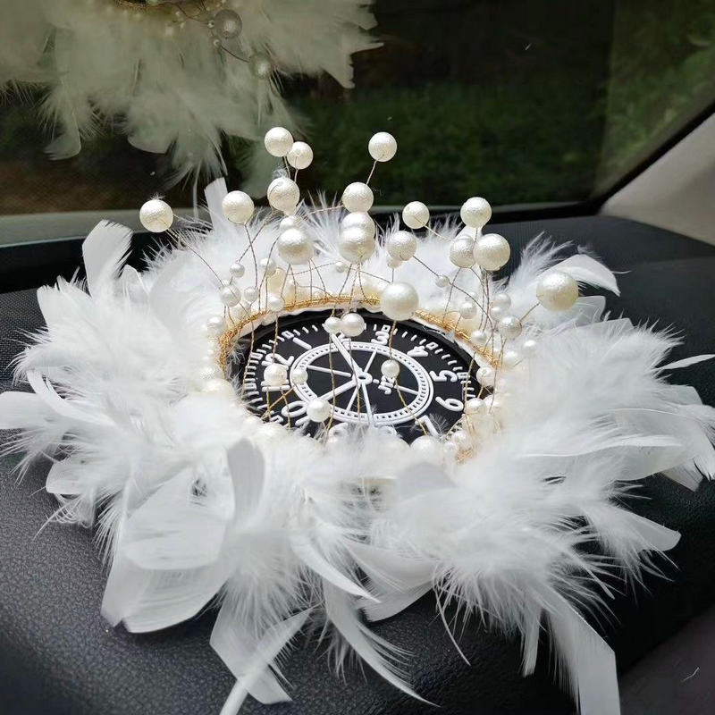 New car anti-skid mat queen crown pearl ornaments mat car plush perfume cool mat creative decoration car products