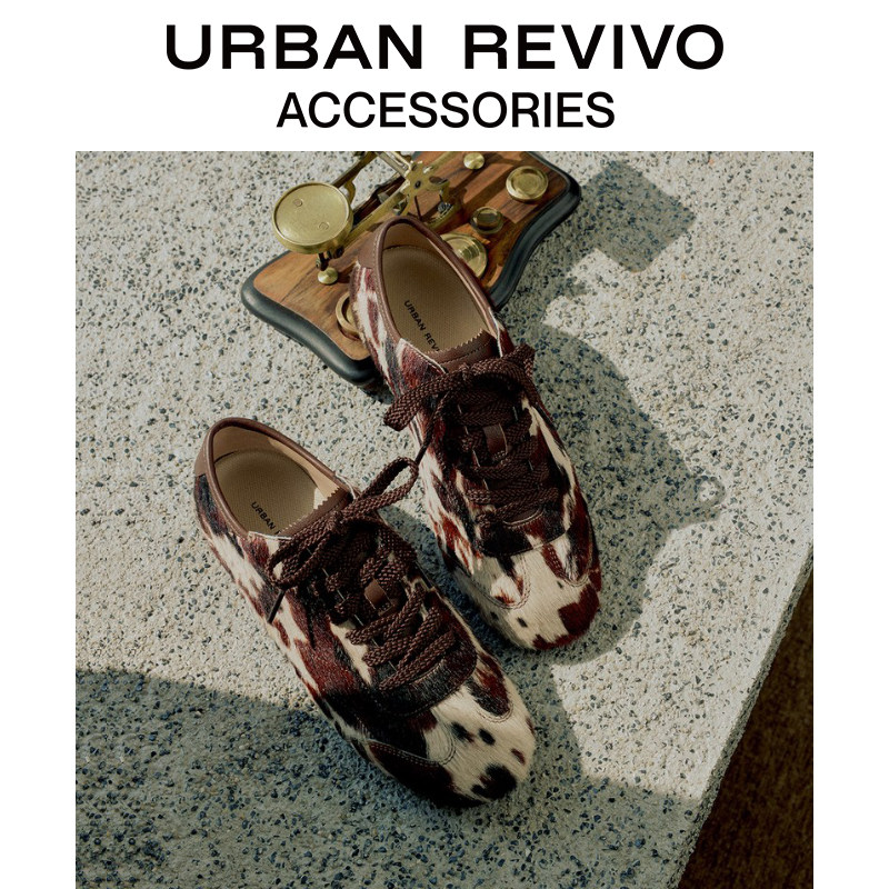 Animal Print Lace-Up Sneakers Calf Hair Upper Casual Comfort Shoes ราคา 2,840 บาท*ส่งฟรี