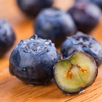 Blueberry fresh fruit 125g*4 boxes Seasonal fruits Hand-picked seasonal domestic blueberry fruit 500g