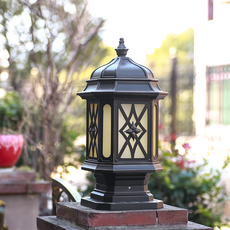 Outdoor Waterproof Fence Lights Outdoor Garden Lights Gate Post Lamp Post Headlight Wall Head Lighting Decoration European Garden Lawn Lighting