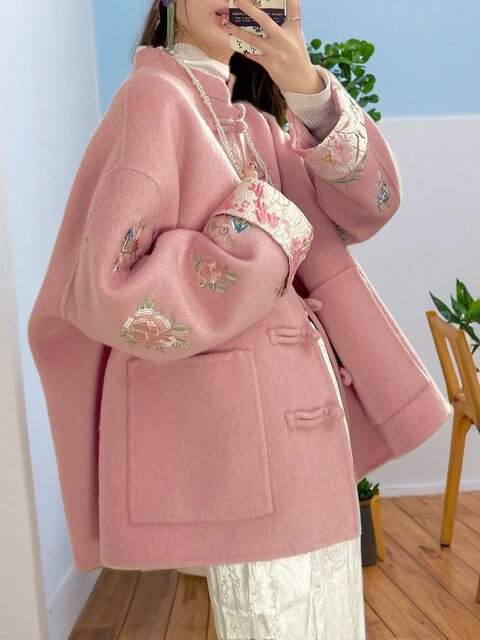 300 Jin Jin is equal to 0.5 kg. Large size fat MM new Chinese style Chinese style women's pink embroidered jacket new season Tang suit plate button top 2