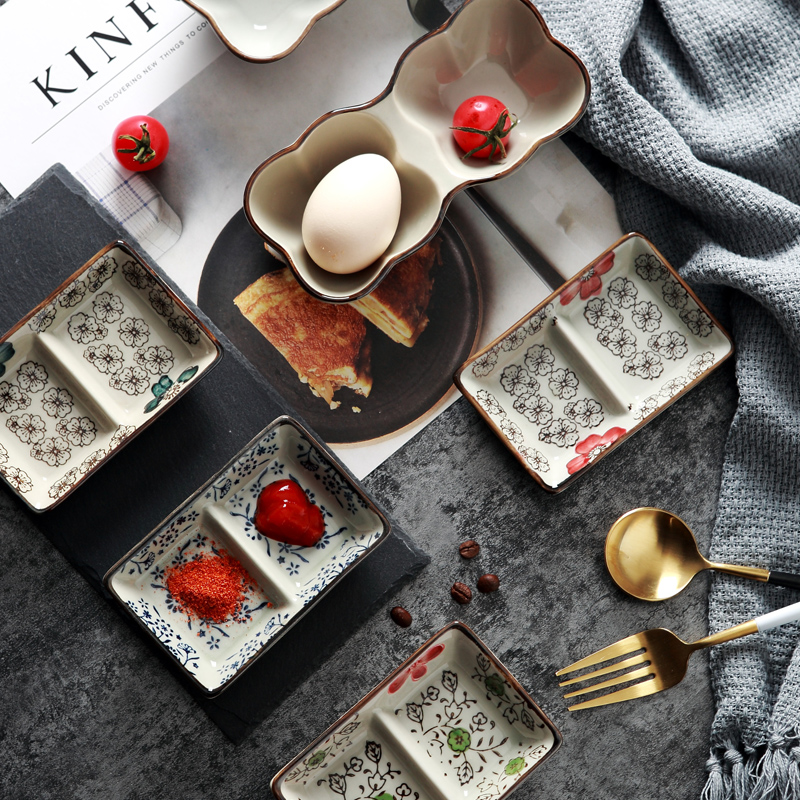 Ceramic plate double lattice snacks Japanese flavor dish dish of soy sauce dish dish dish vinegar dipping sauce dish of dim sum dishes