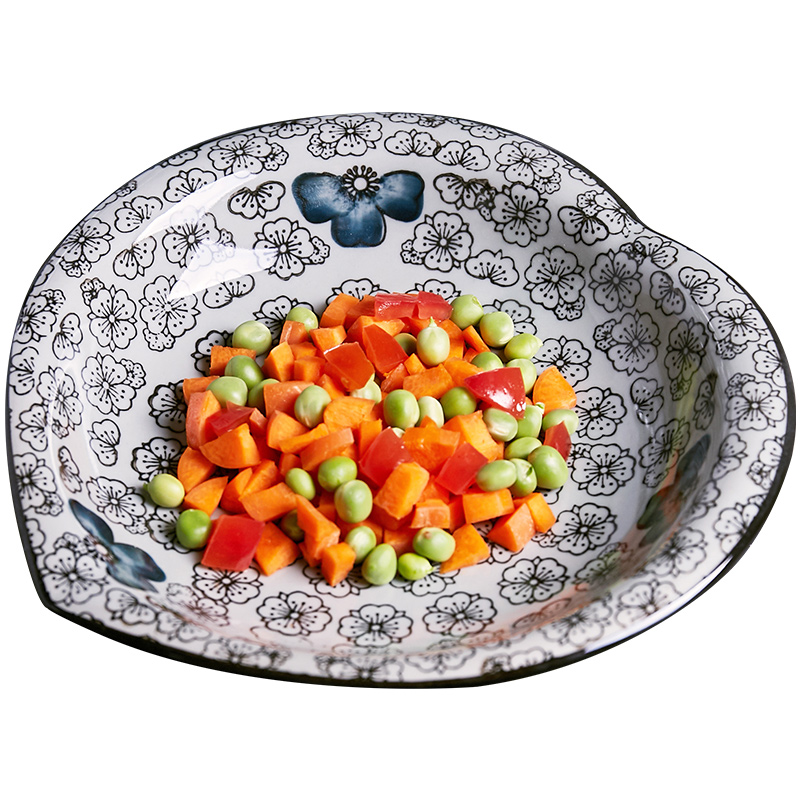 The Home plate creative irregular heart food dish and Japanese glaze color cooking ceramic plate look lovely salad plate