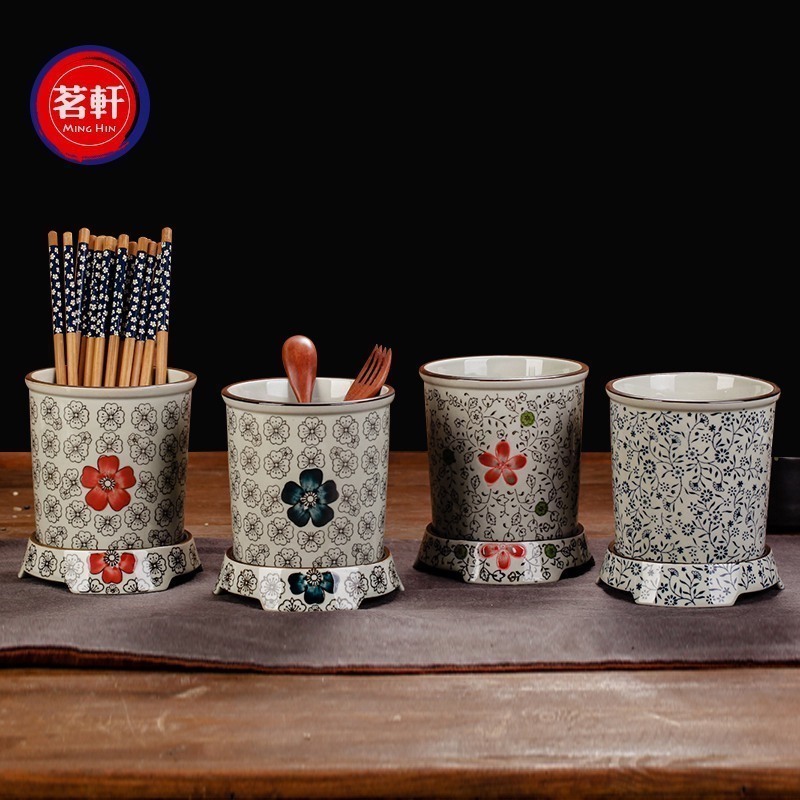 Ling Ming xuan chashe under glaze color ceramic base creative chopsticks chopsticks tube Japanese single - seat drop water pans in a cage