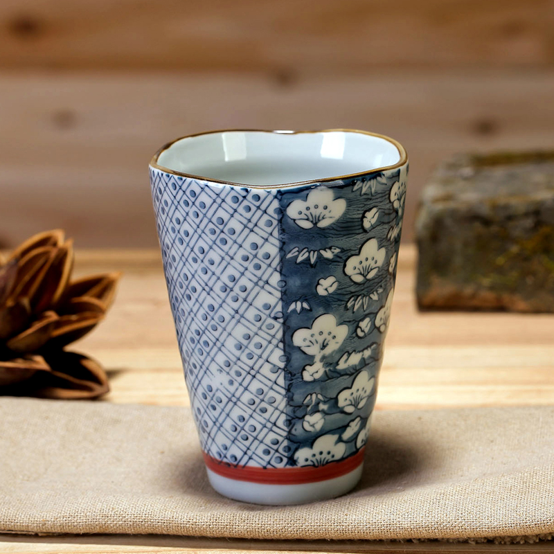 Creative hand - made glass ceramic cup under the glaze made pottery ceramic cup birthday gift with a cup of milk