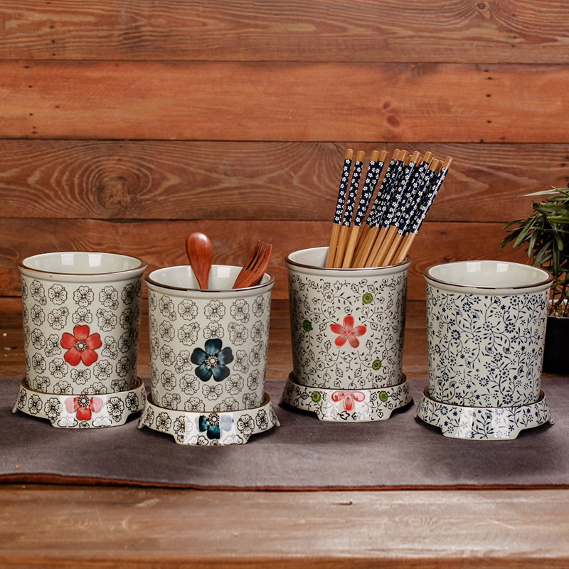 Ling Ming xuan chashe under glaze color ceramic base creative chopsticks chopsticks tube Japanese single - seat drop water pans in a cage