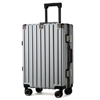 Серебряный серый (сгущенные широкие полосатые коробки)