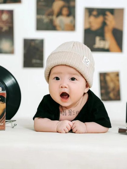 儿童摄影服装新款简约小小歌迷主题影楼拍照道具婴儿宝宝百天照