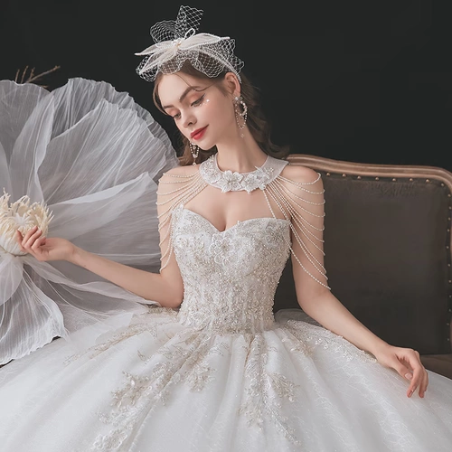 Свадьба 2021 Новая невеста темперамент проста и разблокирован, главный малый размер охватывает толстую руку и хвостовую роскошь