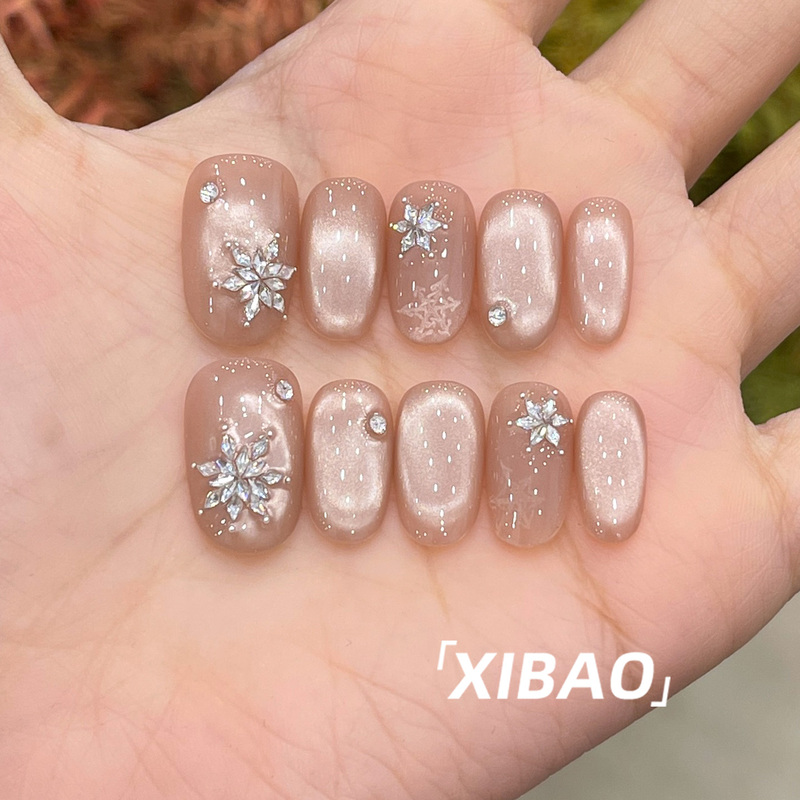 Cat's Eye Wearable Nails Autumn and Winter High-End Snowflake Wearable Nail Art Short Style 2026 New Handmade Whitening Nail Stickers Cat's Eye Wearable Nails Autumn and Winter High-End Snowflake Wearable Nail Art Short Style 2026 New Handmade Whitening Nail Stickers