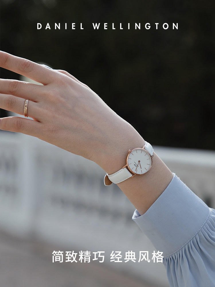 [New Year Gift] Dw Watch for Women Petite Elegant Leather Round Watch Light Luxury Niche Quartz Watch for Women