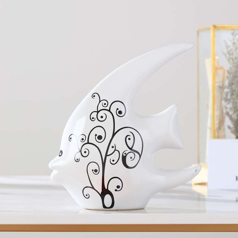 Modern wine accessories creative household act the role ofing is tasted furnishing articles in the sitting room the bedroom contracted fish ceramics handicraft small ornament