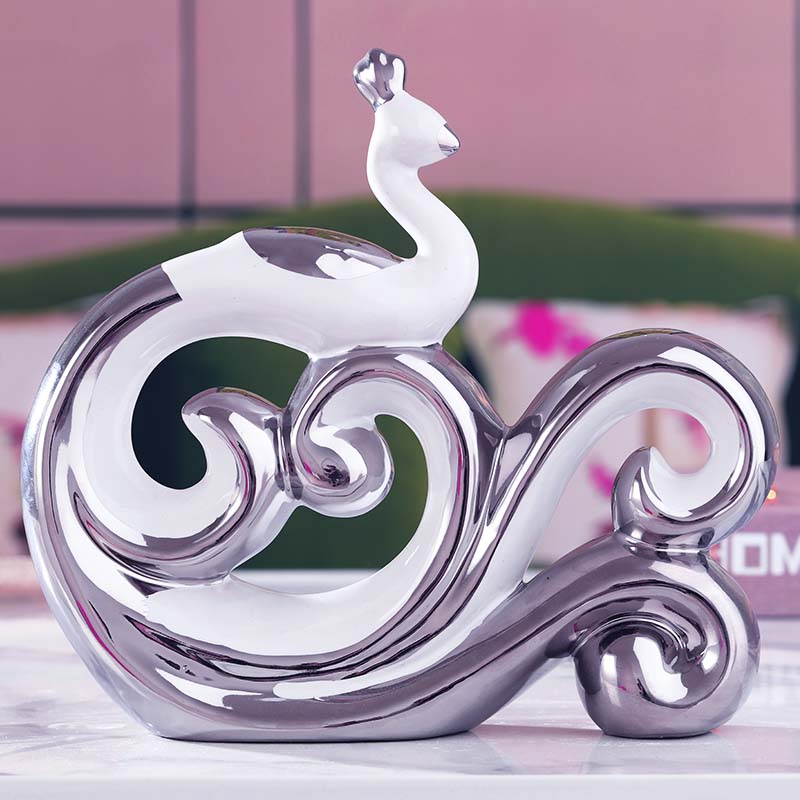 European household creative ceramic wine ark, adornment furnishing articles of modern living room electroplating process the peacock small ornament