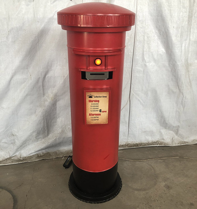 Story vending machine random lottery machine children's game props technology interactive experience props shaking sound net red toys