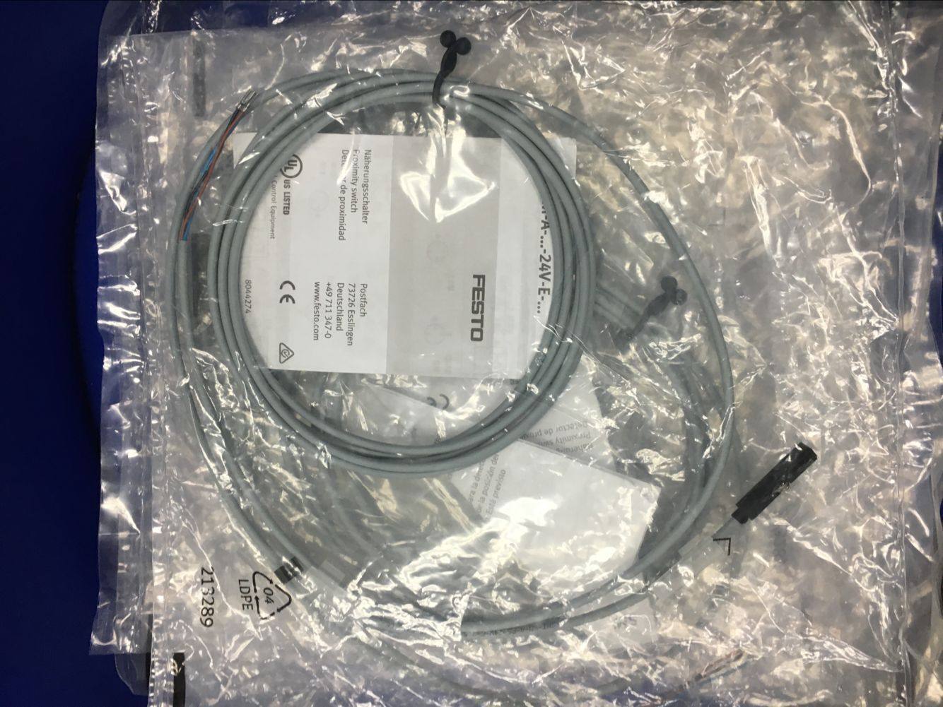 FESTO's new original SMT-8M-A-PS-24V-E-25-OE(574335) fake one penalty